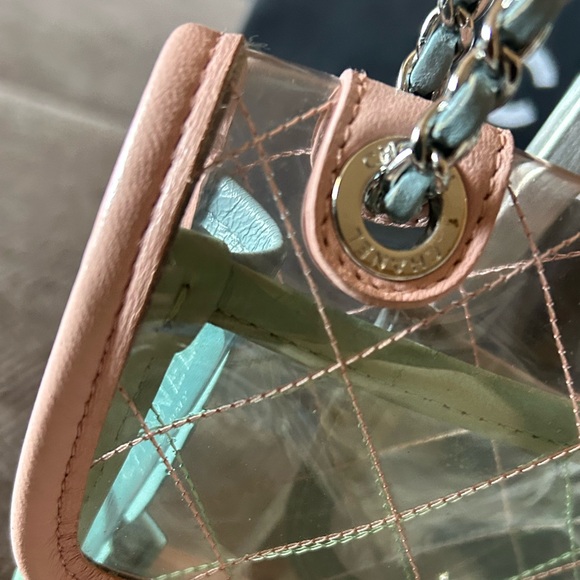 Chanel timeless clear crossbody handbag Euc - Picture 3 of 7